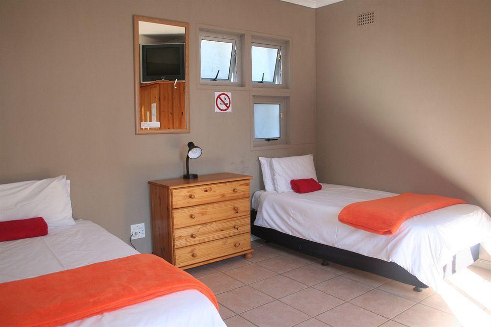 Colors Of Cape Town Lodge Bagian luar foto