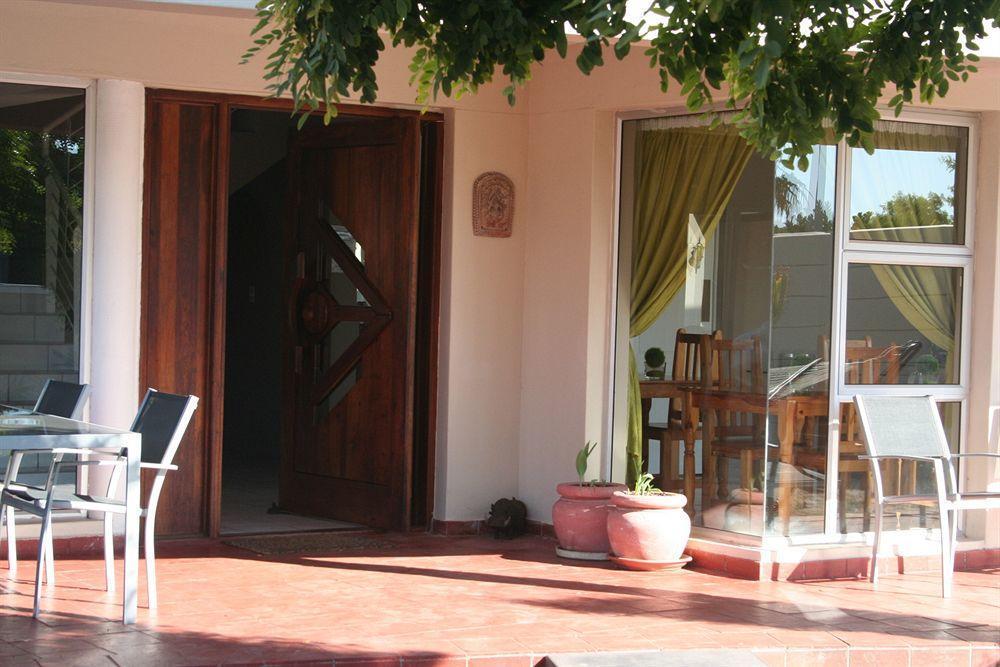 Colors Of Cape Town Lodge Bagian luar foto